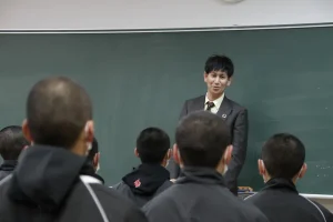 いわき湯本高校での講演の様子